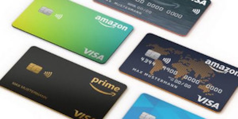 Mehrere Amazon VISA Karten nebeneinander