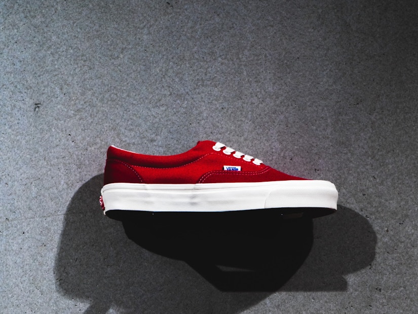 Roter Sneaker